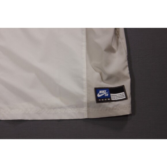 Men Nike SB Short Sleeve Button Bowler Shirt White Skateboard Oversized Fit XXL - Picture 3 of 12